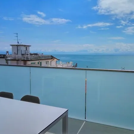 Cozy Duplex Penthouse In Lignano Apartment *